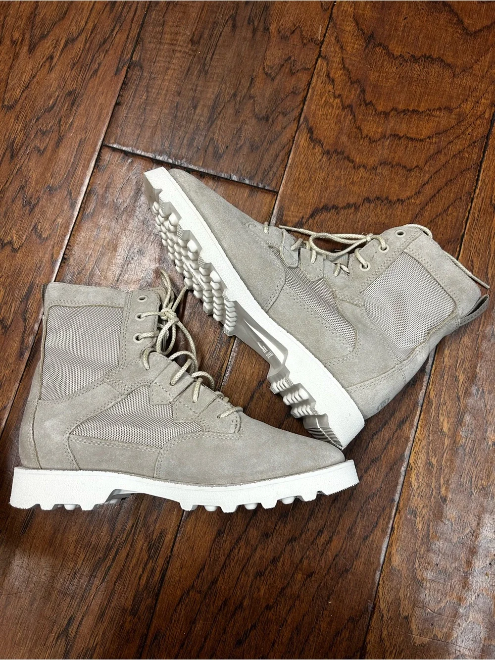 Sorel Caribou OTM boots gorpcore outdoors hiking